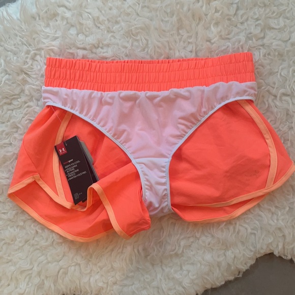 NWT Under Armour London Orange Reflective Shorts Sz Small - Picture 12 of 12